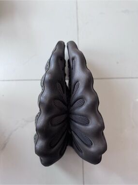 Yeezy 450 ‘Dark Slate’ (Never Worn) Email receipt attached